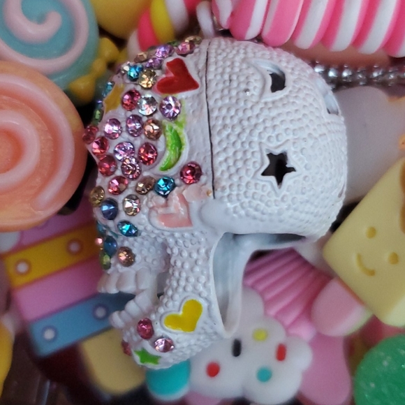 SKULL NECKLACE - Picture 4 of 9